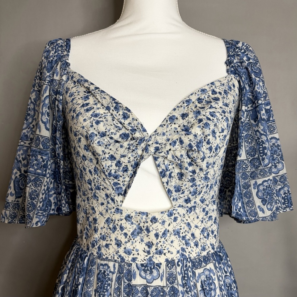 Abercrombie & Fitch Blue and White Patchwork Floral Maxi Dress - Picture 7 of 13